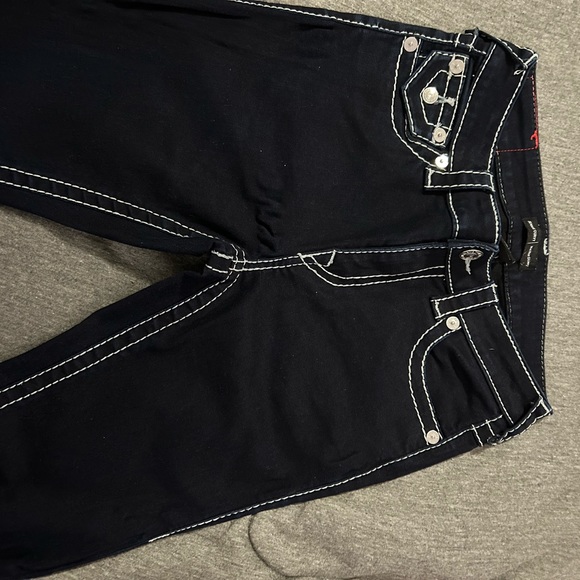 True religion dark jeans women size 28. Only worn a handful of times. - Picture 2 of 2
